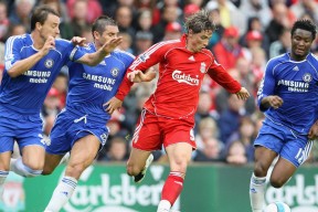 开云官方网站-“罕见奇观：场上场下令人难以置信的趣味”，场上什么意思