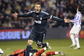 开云中国-京沪激战【112-108】：北京队凭借王强关键三分险胜上海队！，cba京沪大战